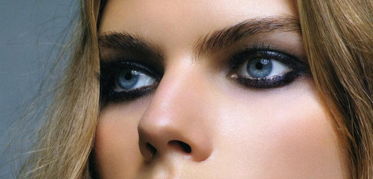 Como fazer os olhos mais com maquiagem