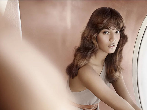 Cor da tartaruga: cachos Еcaille - hair-trend-2017
