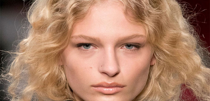 Curly & Chic: como usar cachos neste outono