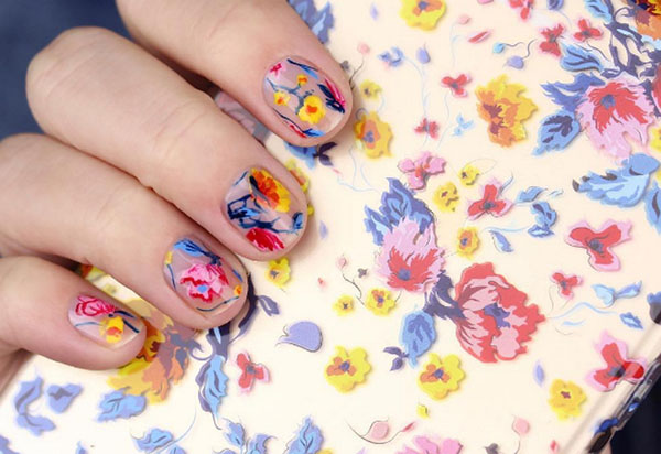 Idéias de manicure para 8 de março: novas tendências do Instagram