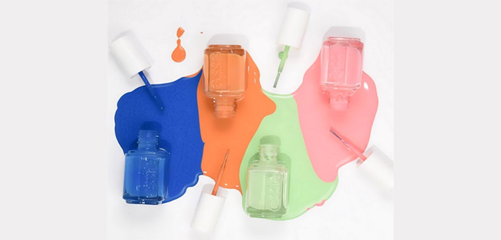 Motivos indianos na coleção de pregos Essie Resort 2016
