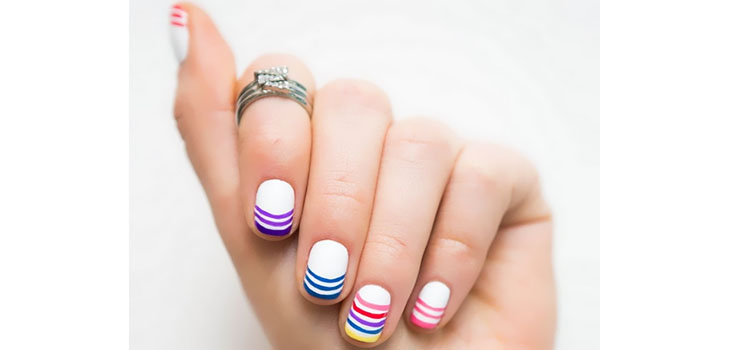 Manicure em cinco minutos: três desenhos de unhas simples
