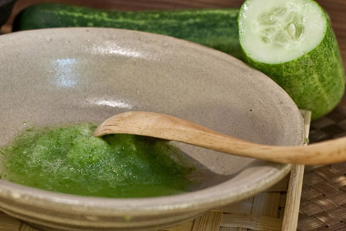 Máscara facial de pepino: mais uma vez sobre a receita de enfermagem mais simples 
