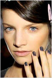 Manicure moda primavera 2011 Manicure moda primavera 2011