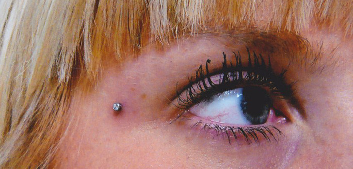 Piercing microdermal: como os microdermabras são feitos (foto)