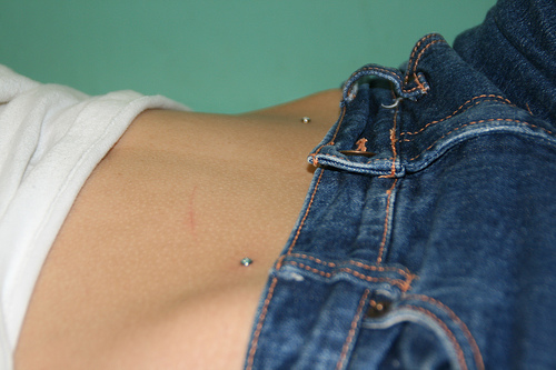 Piercing microdermal: como os microdermabras são feitos (foto)