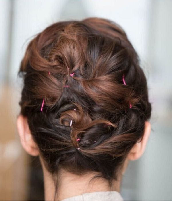 Penteado para o Ano Novo do Páufo por suas próprias mãos - idéias de moda para cabelos curtos, médios e longos, foto