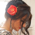 Penteados com flores 2013