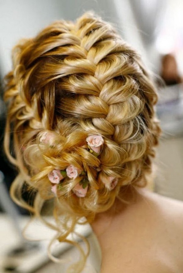 Braid trança em cabelo médio com uma foto