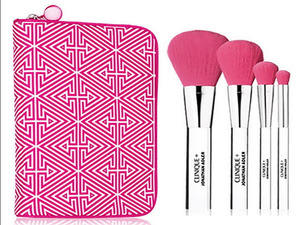 Rose, azure e creme: coleção de maquiagem Clinique + Jonathan Adler 2017