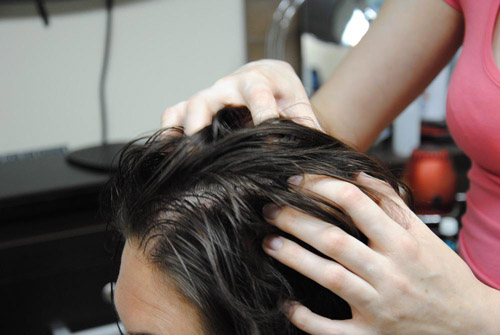 Scrub para couro cabeludo: benefício, uso, eficácia