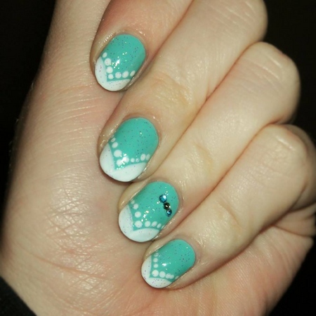 Manicure elegante e fresca 2015: unhas de cor de menta, foto