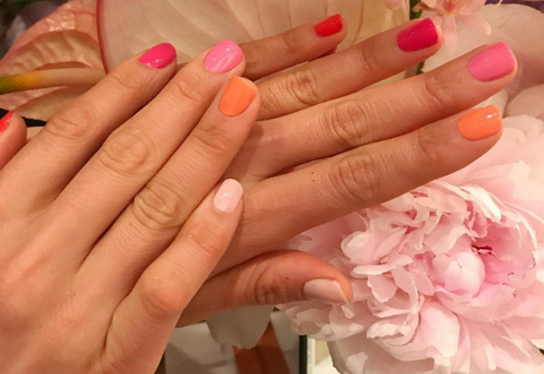 Top 4 idéias brilhantes para manicure de verão