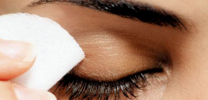 Top-5 ferramentas para remover a maquiagem impermeável