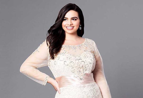 Bonitos vestidos de noite para mulheres gordas