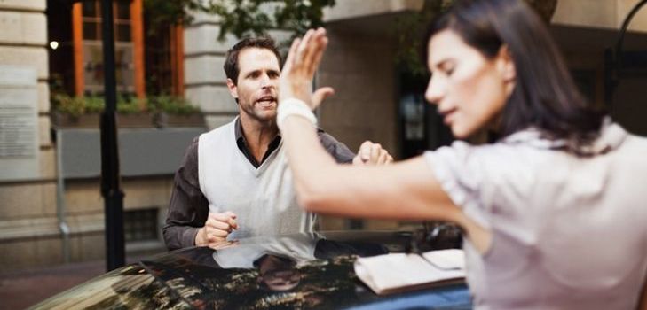 Como responder a insultos de seu marido?