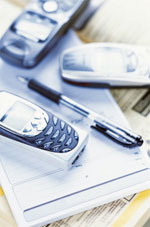 Base IMEI. Telefones brancos e cinza Base IMEI. Telefones brancos e cinza