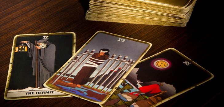 Divination of Tarot para o futuro