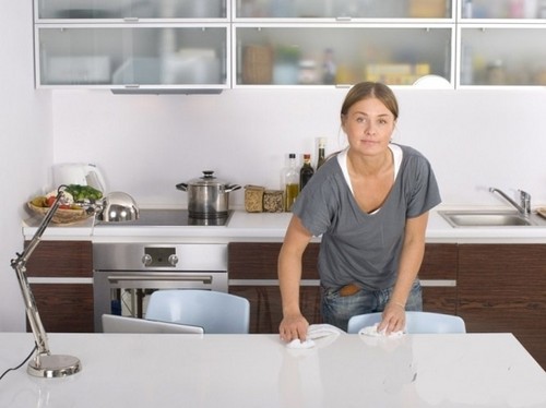 Como se livrar da bagunça na cozinha de uma vez por todas: 5 passos para limpeza e conforto