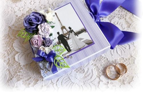 Como doar dinheiro para um casamento em um envelope