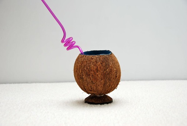 Como abrir um coco em casa