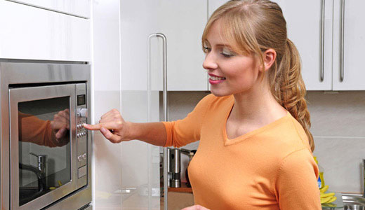 Como cozinhar leite condensado em uma lata?