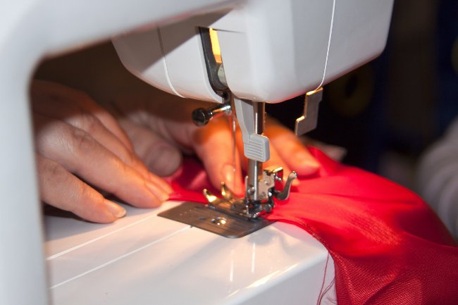 Como escolher uma máquina de costura