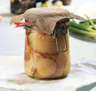 Cogumelos enlatados para o inverno