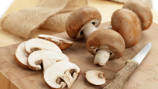 Cogumelos enlatados para o inverno