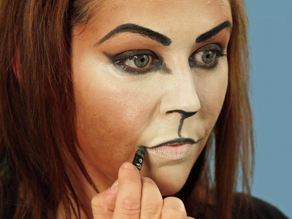 Maquiagem assustadora para Halloween com suas próprias mãos para meninas e meninas