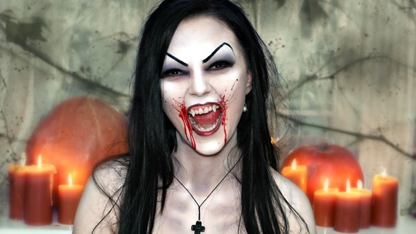Maquiagem assustadora para Halloween com suas próprias mãos para meninas e meninas