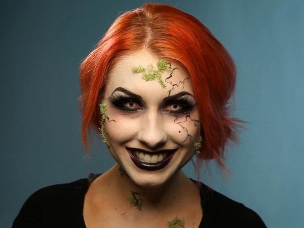 Maquiagem assustadora para Halloween com suas próprias mãos para meninas e meninas