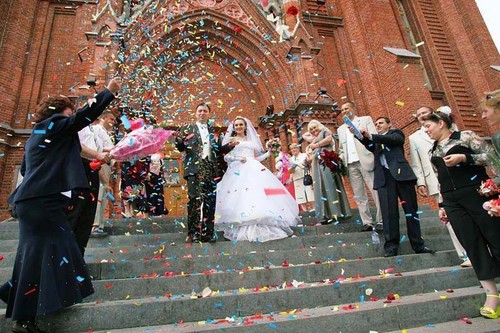 Cerimônia de casamento nas igrejas ortodoxas e católicas