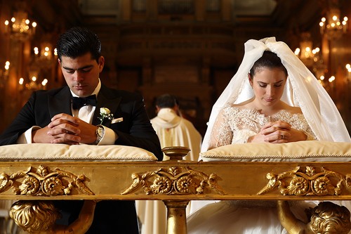 Cerimônia de casamento nas igrejas ortodoxas e católicas