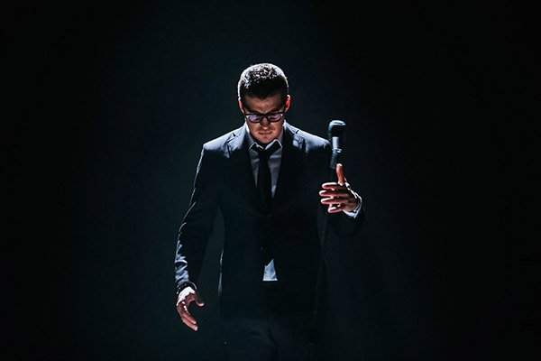 Por que o "Returned" é chamado de show teatral mais espetacular do século XXI?