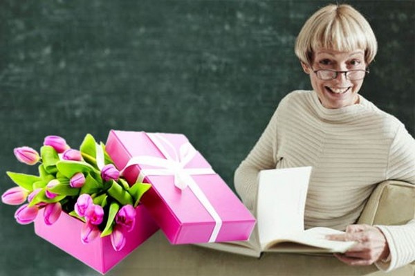 Um presente original para o Dia do Professor para o professor da turma e os professores sujeitos. Idéias de presentes com as próprias mãos