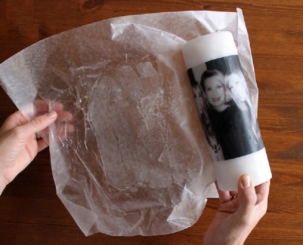Artesanato para o Dia das Mães com suas próprias mãos: para o jardim de infância e a 1ª classe, para a escola, de papel colorido, guardanapos