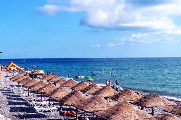 Qual será o clima em Gelendzhik em agosto de 2016? Previsão do centro hidrometeorológico sobre clima e temperatura da água em Gelendzhik para agosto e opiniões de turistas