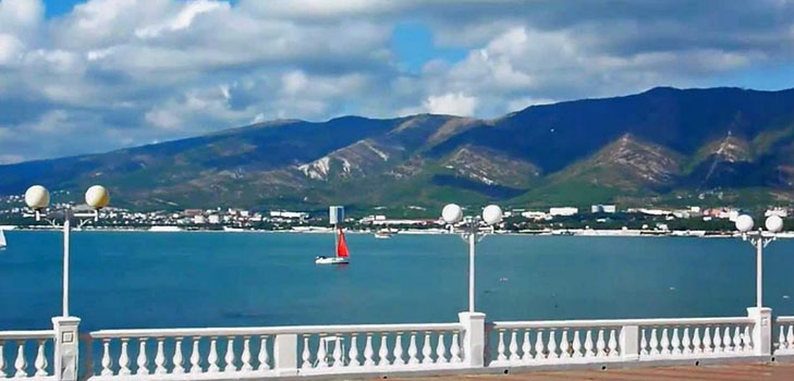 Qual será o clima em Gelendzhik em setembro de 2016? Previsão do centro hidrometeorológico sobre o clima e a temperatura da água em Gelendzhik para setembro e opiniões de turistas
