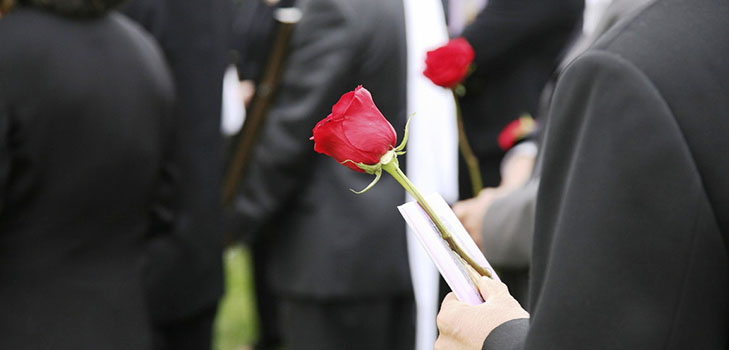Sinais no funeral: o que não fazer