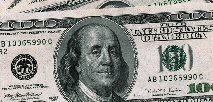 A previsão do dólar para o Ano Novo: o que esperar da moeda em 2016?