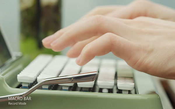 Trabalhando com prazer: o teclado de bolso Penna de Elretron