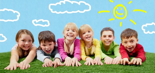 Idéias para o cenário para o Dia da Criança, bem como o plano de aula para o feriado em 1 de junho