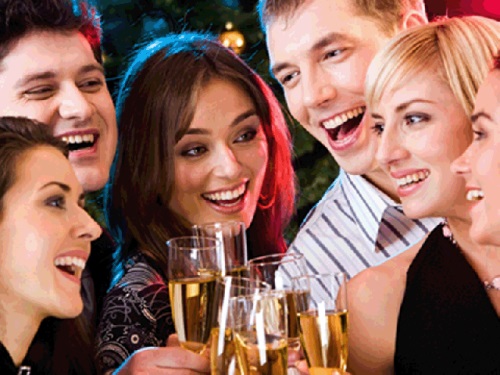 Cenário de férias com amigos
