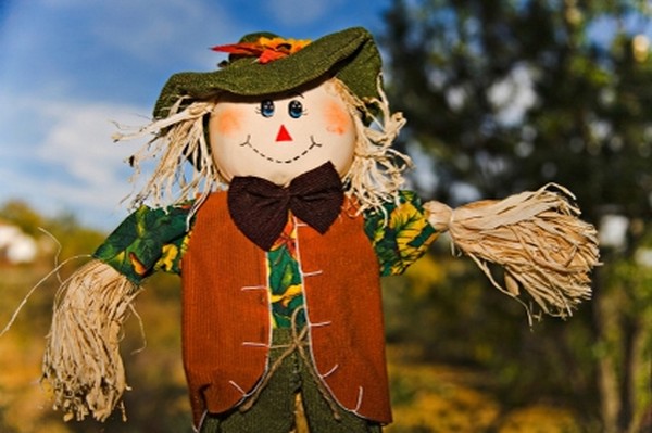 Scenario of the Harvest Festival para escola primária, alunos seniores, adultos e aposentados