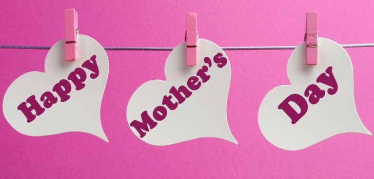 Sms com o Dia das Mães - curto, engraçado, em verso e em prosa. Mensagens de felicitações para mãe, irmã, namorada, sogra, mulheres familiares