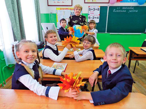 Breves poemas bonitos sobre a escola para crianças