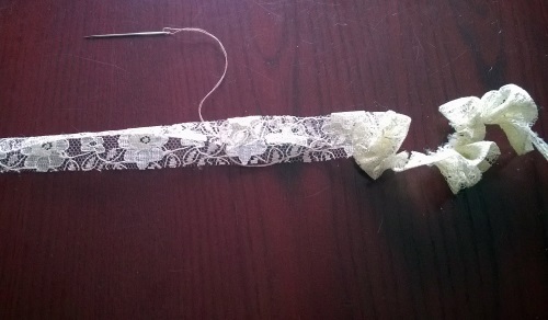 Decorando champanhe de casamento com suas próprias mãos