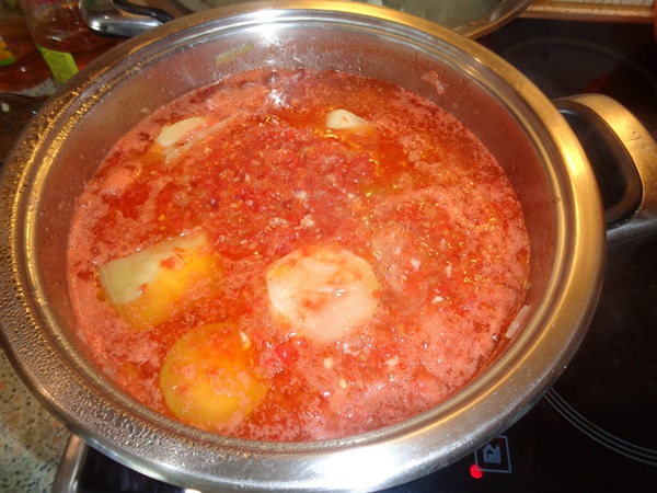 Adjika de abobrinha para o inverno: receitas passo a passo do espaço em branco com uma foto