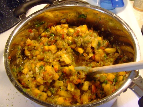 Adjika de abobrinha para o inverno: receitas passo a passo do espaço em branco com uma foto